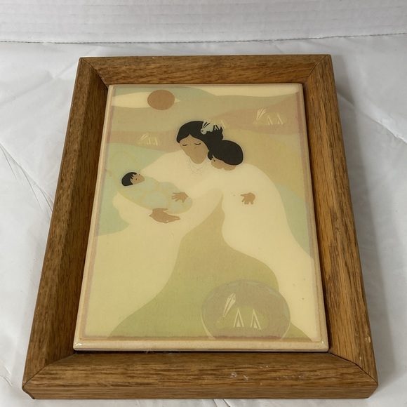 Mindres Lullaby Framed Ceramic Tile Art Jacqueline Rochester Mother Child & Baby - Picture 8 of 9